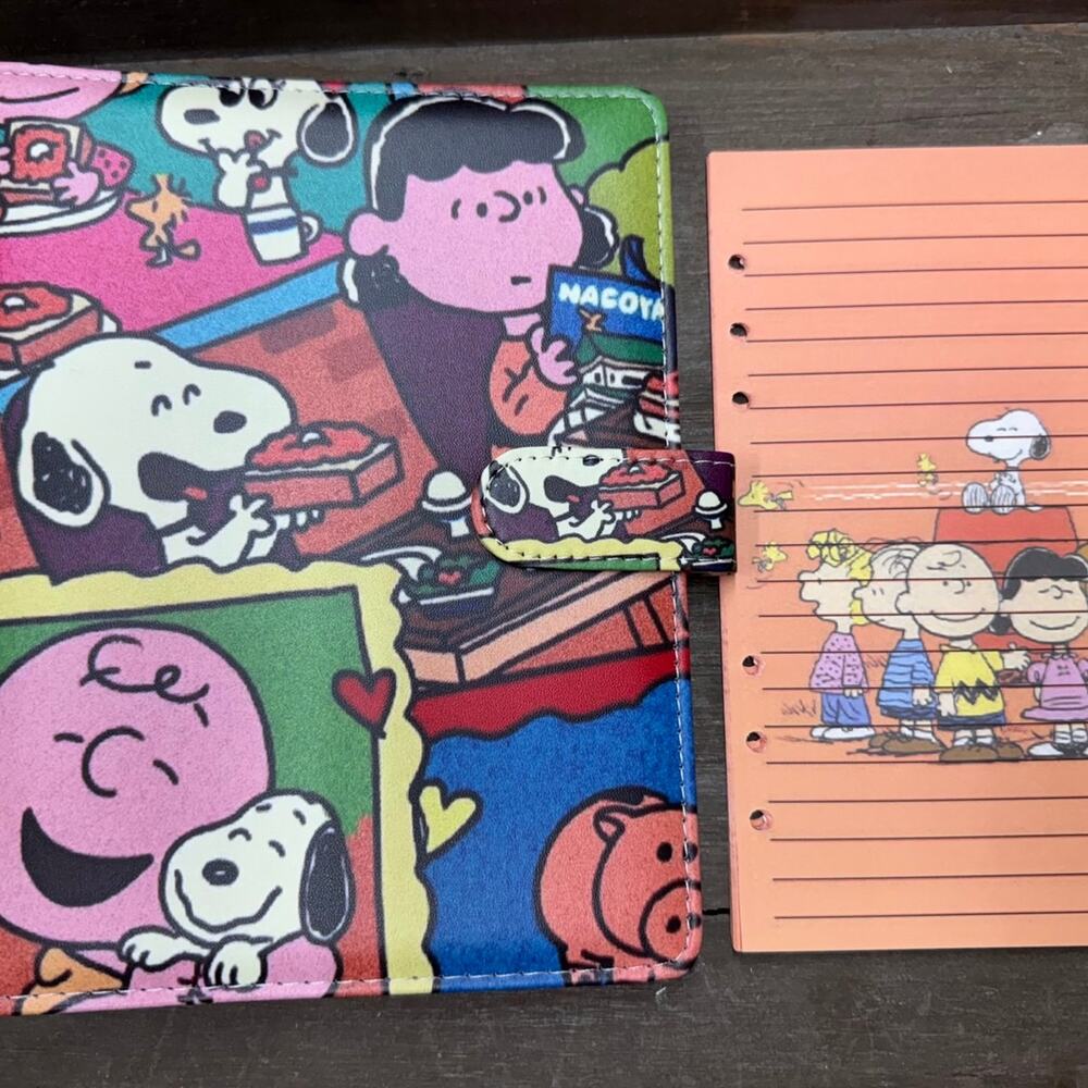 Peanuts Snoopy Charlie Brown A5 Binder w/ matching paper